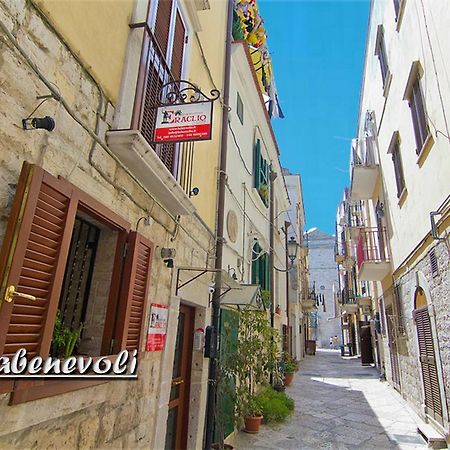 B&B Eraclio Suite Barletta Luaran gambar
