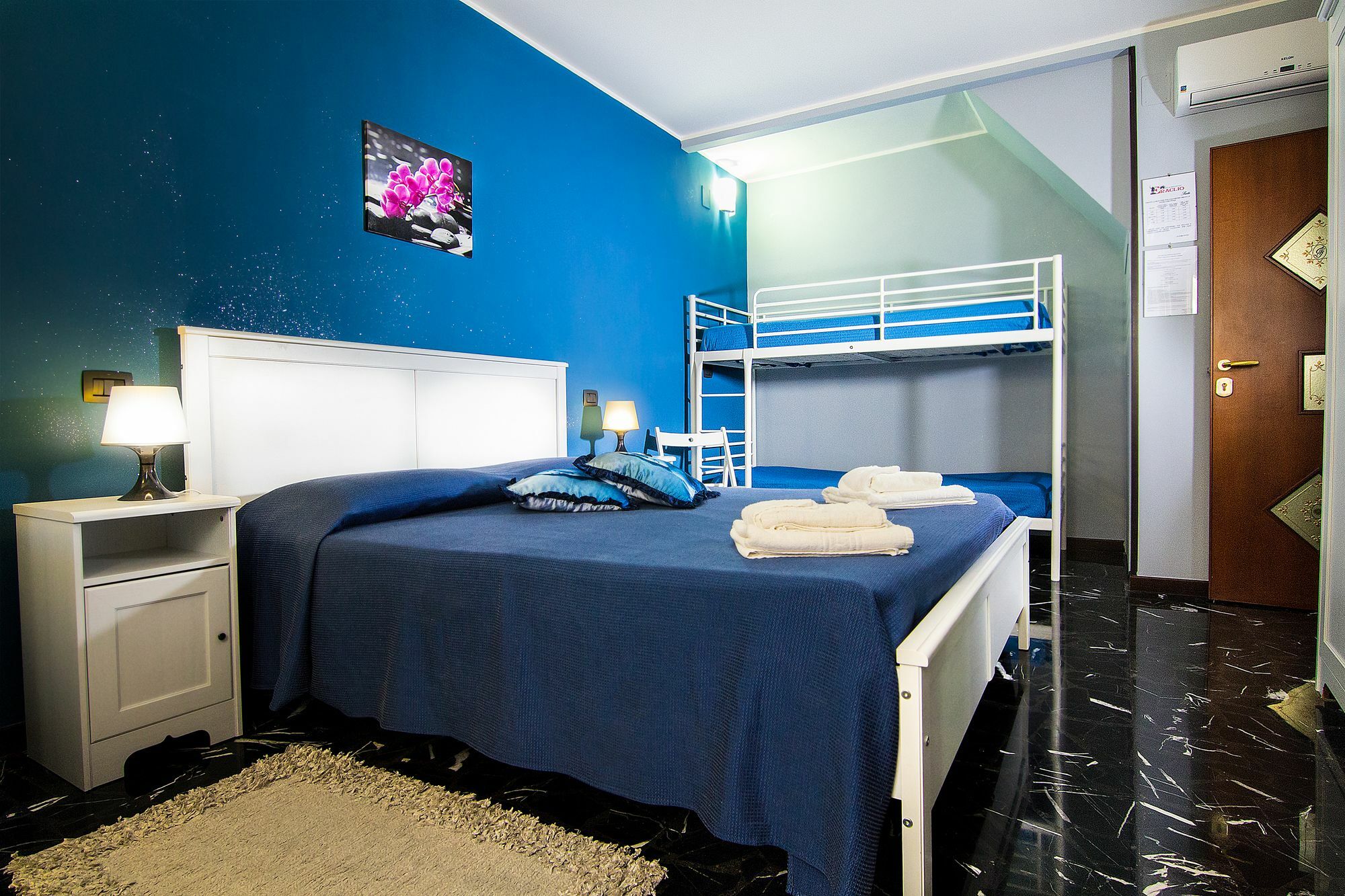 B&B Eraclio Suite Barletta Luaran gambar